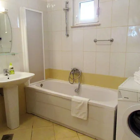 1 Bedroom Selina